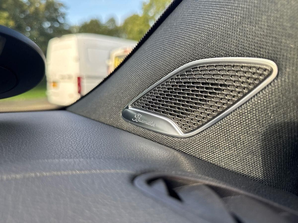 Sort Mercedes EQA250+ fra 2024