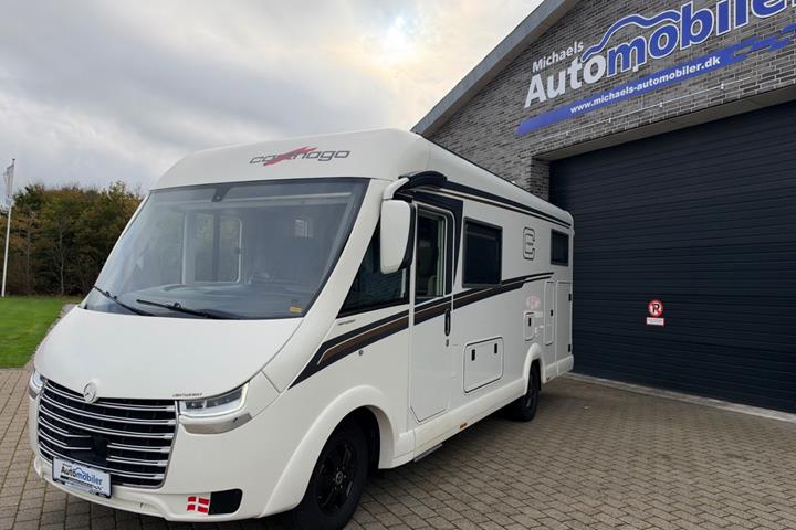 Hvid Mercedes Carthago fra 2022