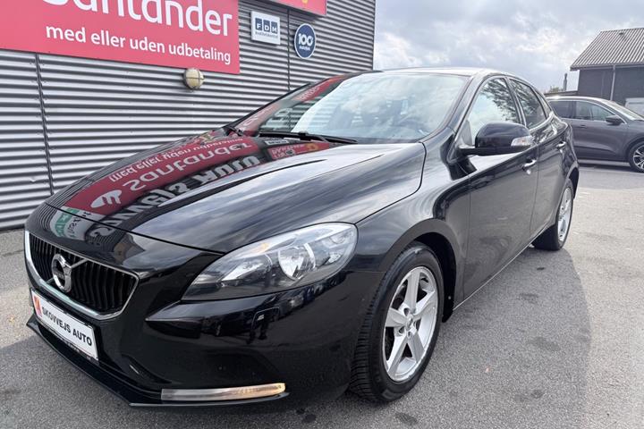 undefined Volvo V40 fra 2017