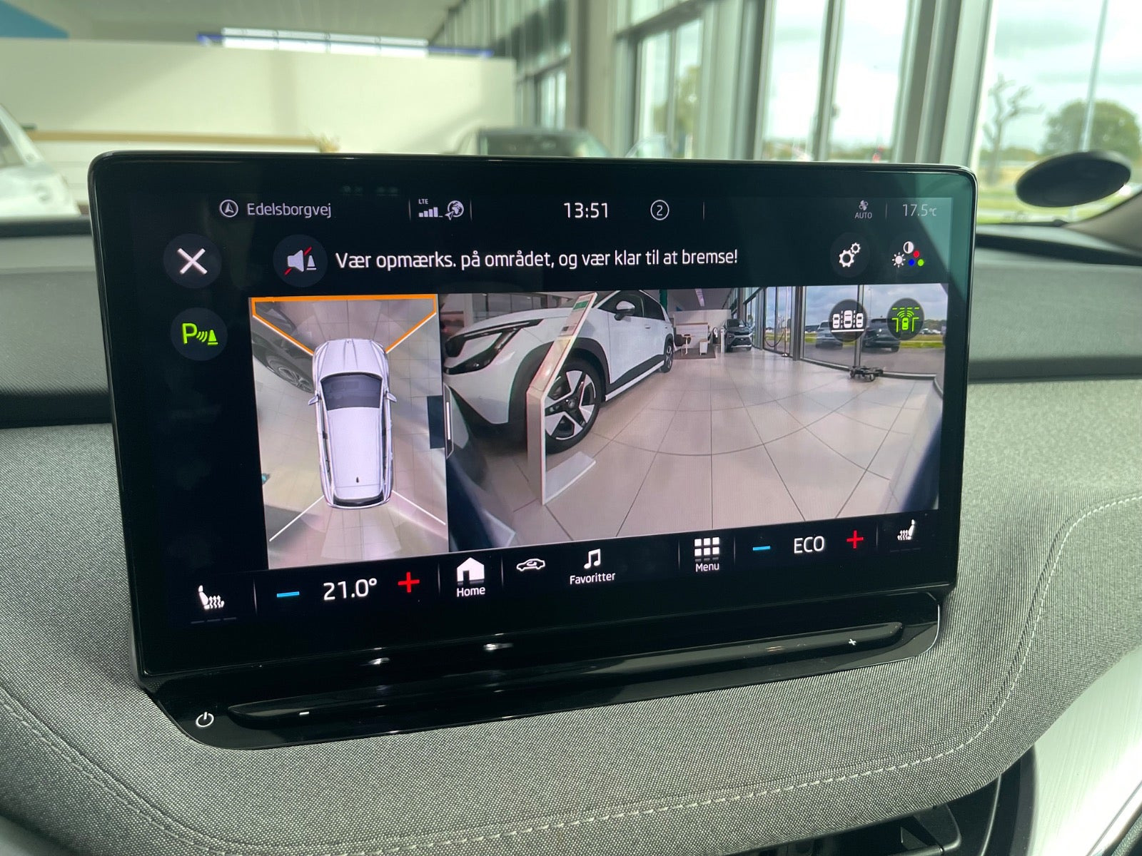 Sort Skoda Enyaq fra 2023