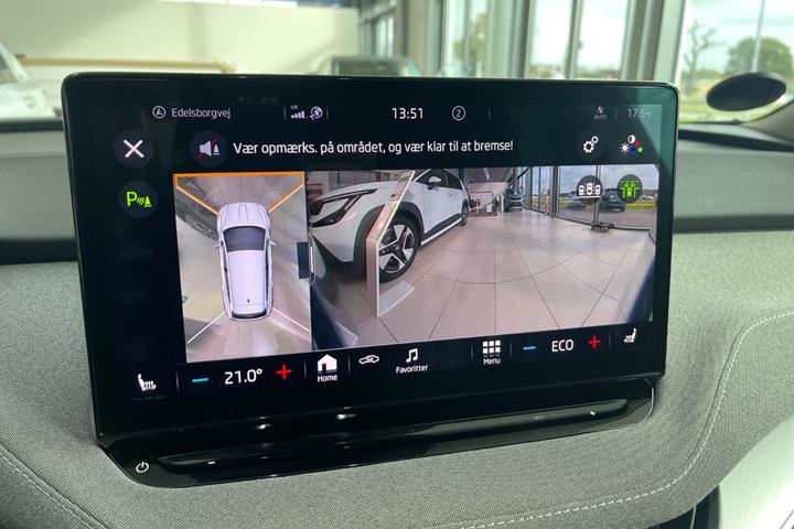 Sort Skoda Enyaq fra 2023