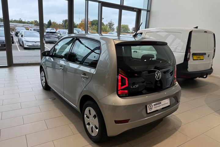 Sølv VW UP! fra 2019