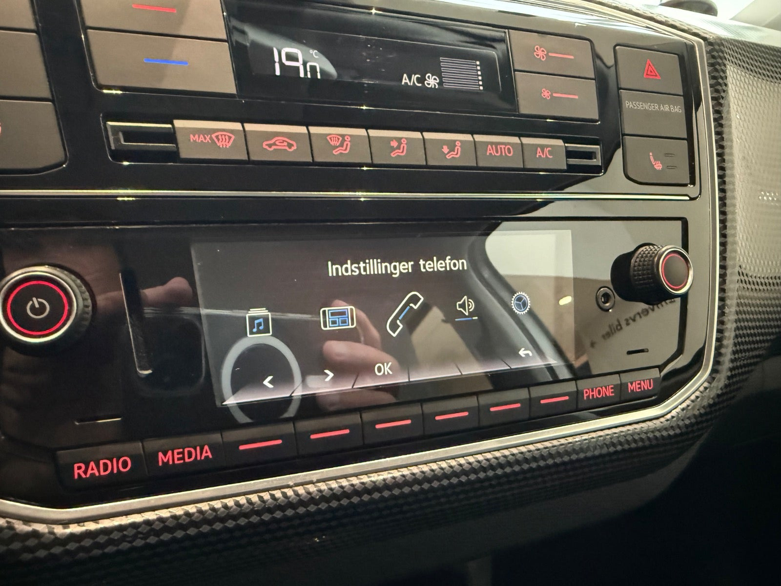 Sølv VW UP! fra 2019