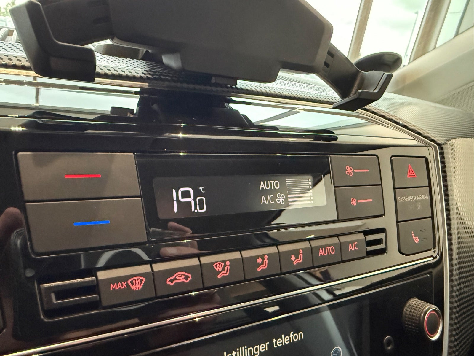 Sølv VW UP! fra 2019
