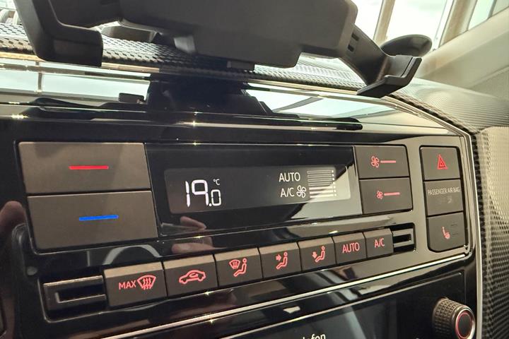 Sølv VW UP! fra 2019
