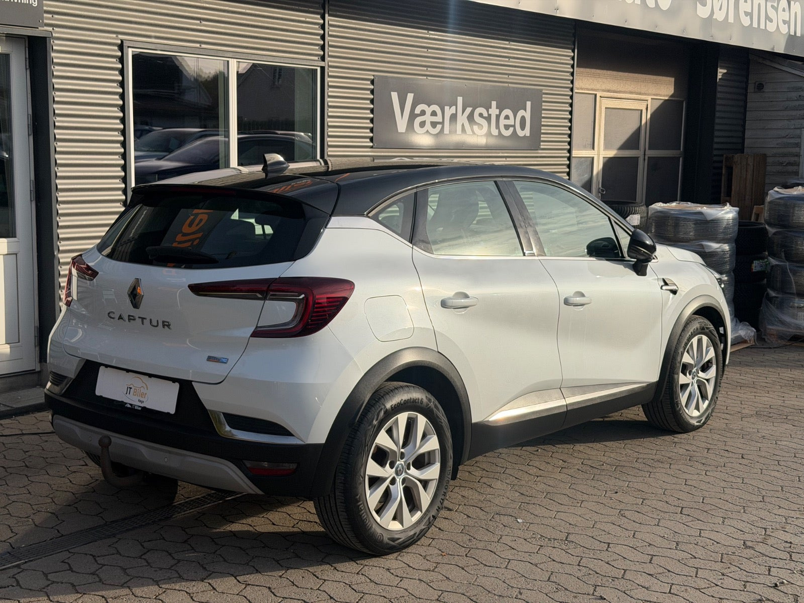 Hvid Renault Captur fra 2020