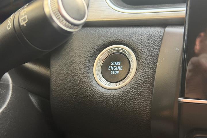 Hvid Renault Captur fra 2020