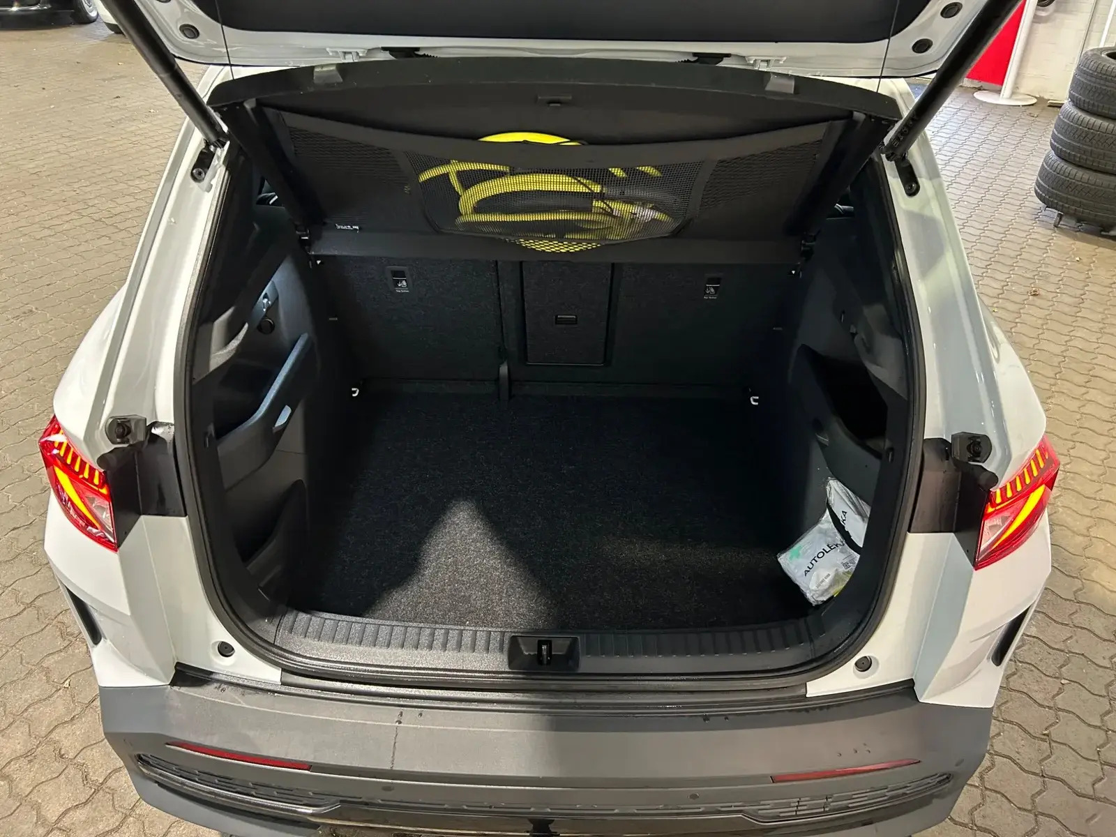 Hvid Skoda Elroq fra 2026