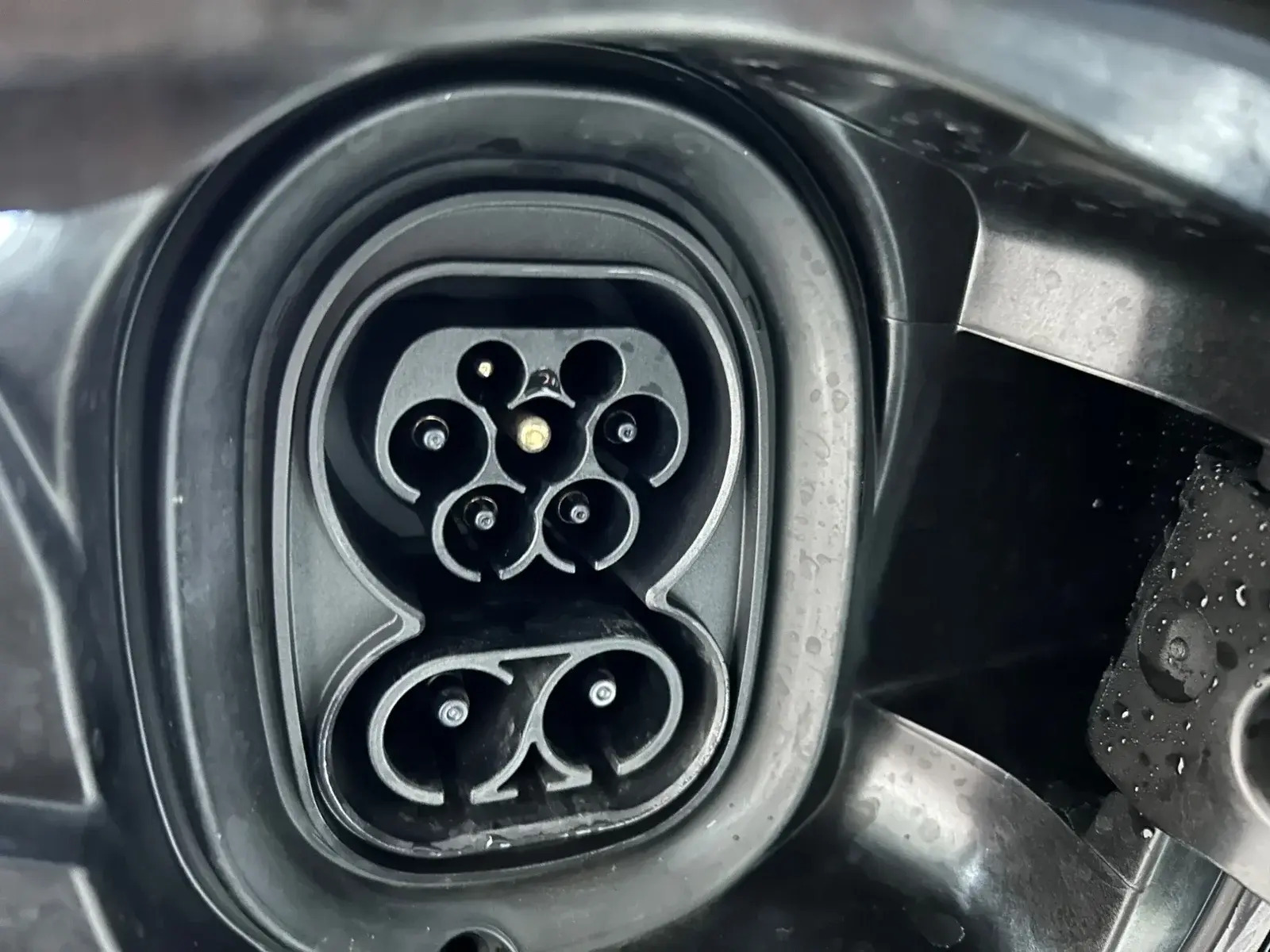 Sort Skoda Elroq fra 2025