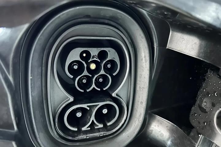 Sort Skoda Elroq fra 2025
