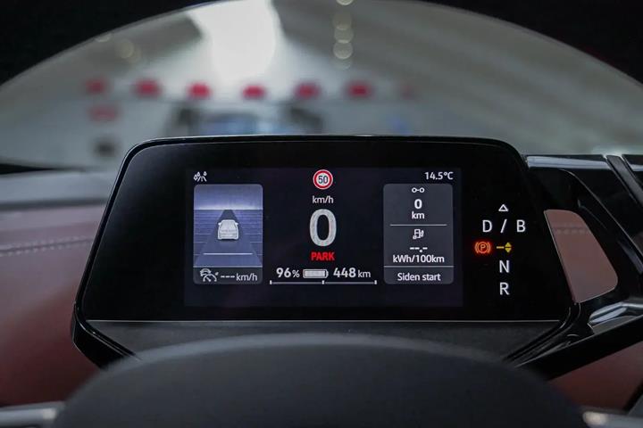 Grå VW ID.4 fra 2023
