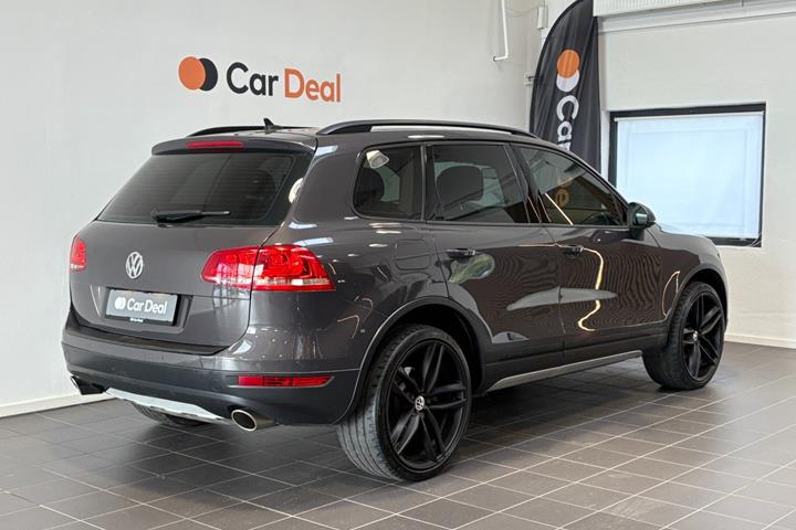 Brun VW Touareg fra 2012