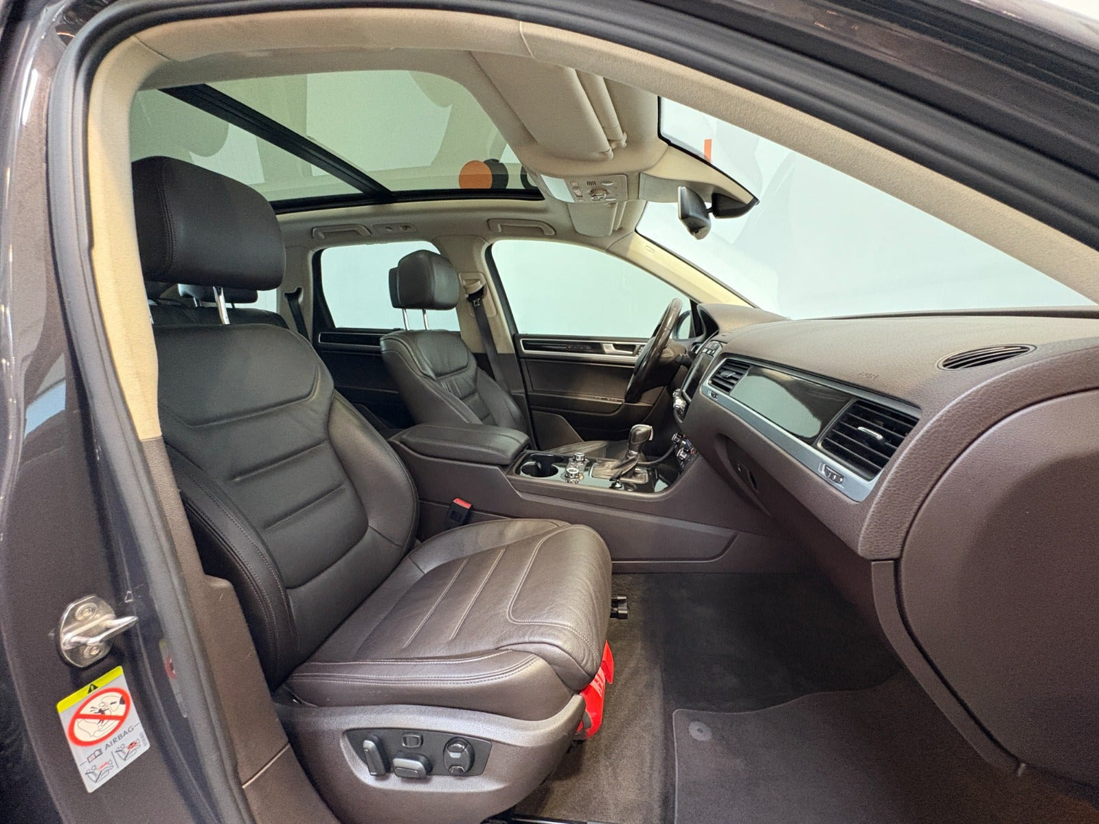 Brun VW Touareg fra 2012