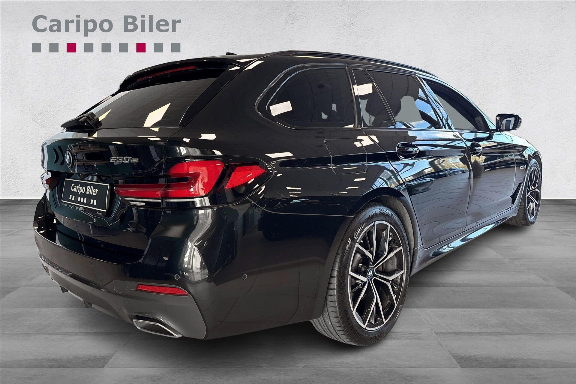 Sort BMW 530e fra 2021