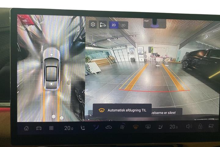 Rød Mazda 6e fra 2026