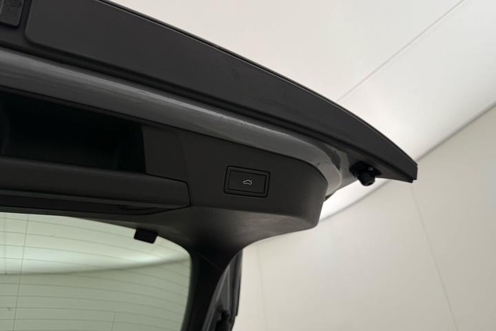 Grå VW ID.5 fra 2023