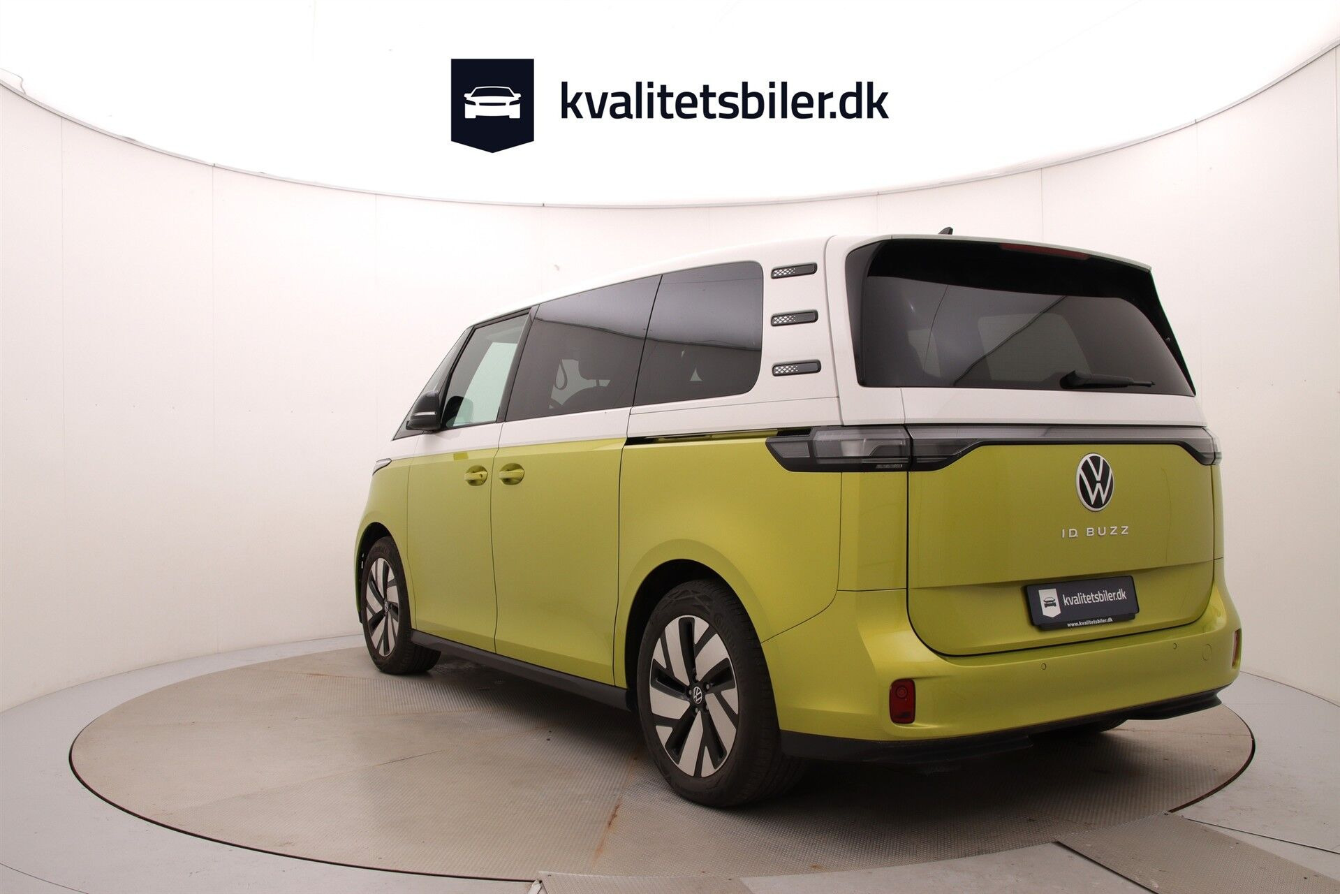 Gul VW ID.Buzz fra 2024