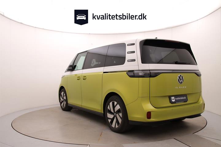 Gul VW ID.Buzz fra 2024
