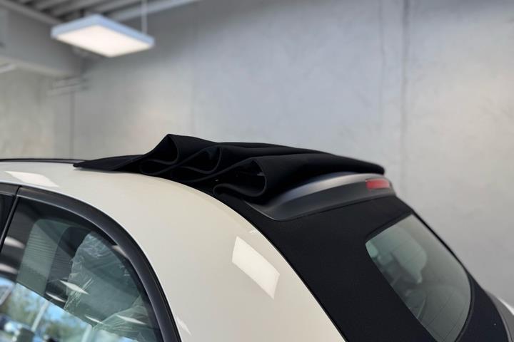 Hvid Fiat 500e fra 2023
