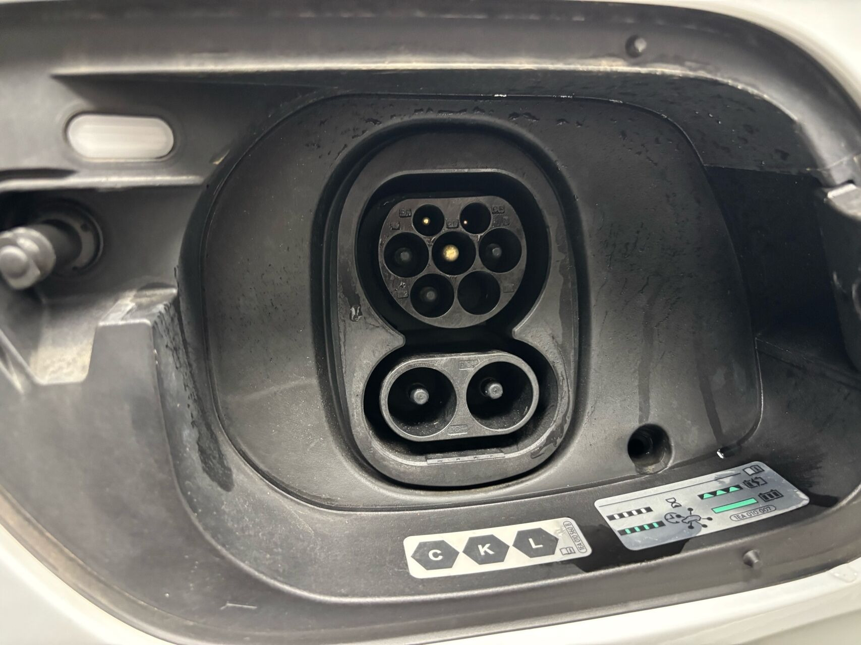 Hvid VW ID.4 fra 2022