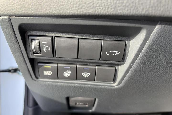 Hvid Toyota Yaris Cross fra 2023