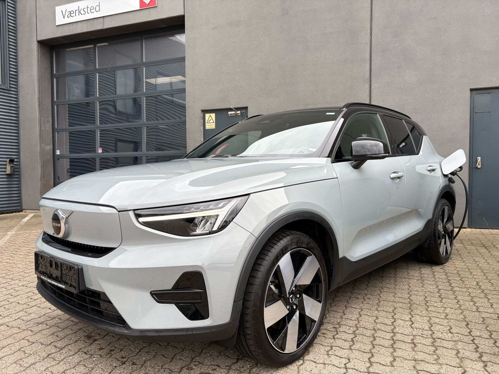 Volvo XC40 Recharge Extended Range Plus 252HK 5d Aut.