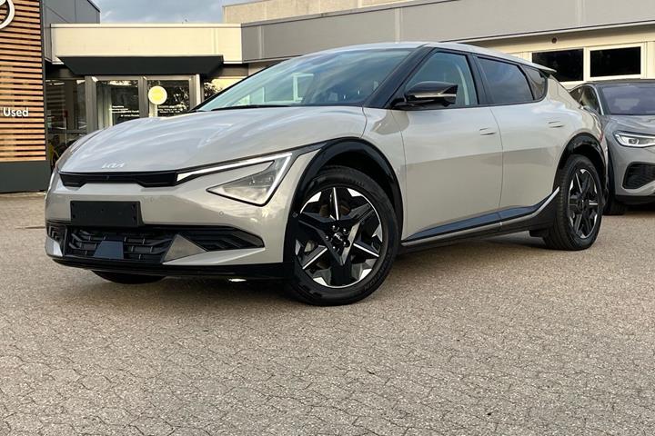 Grå Kia EV6 fra 2025