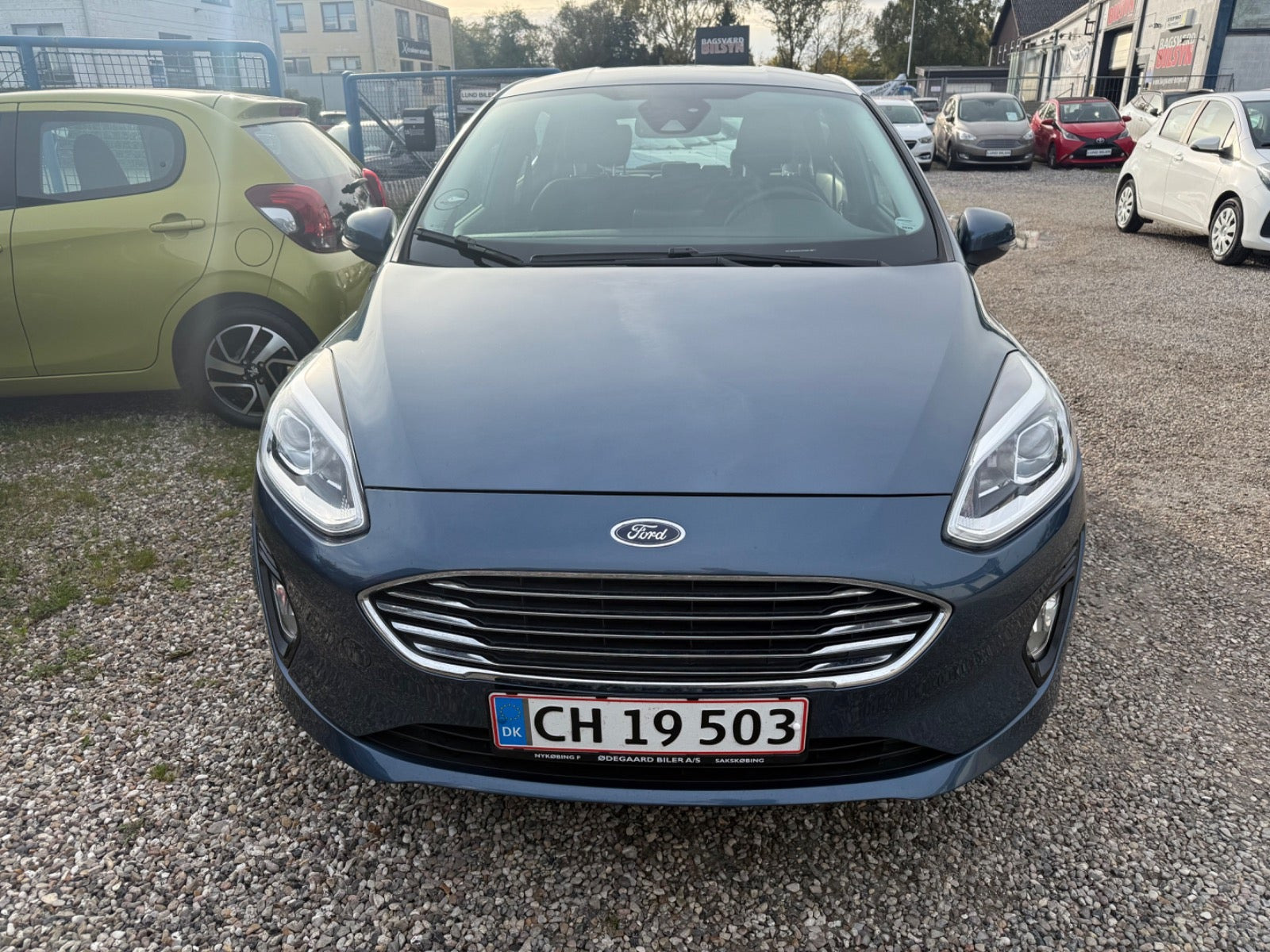 Grå Ford Fiesta fra 2019