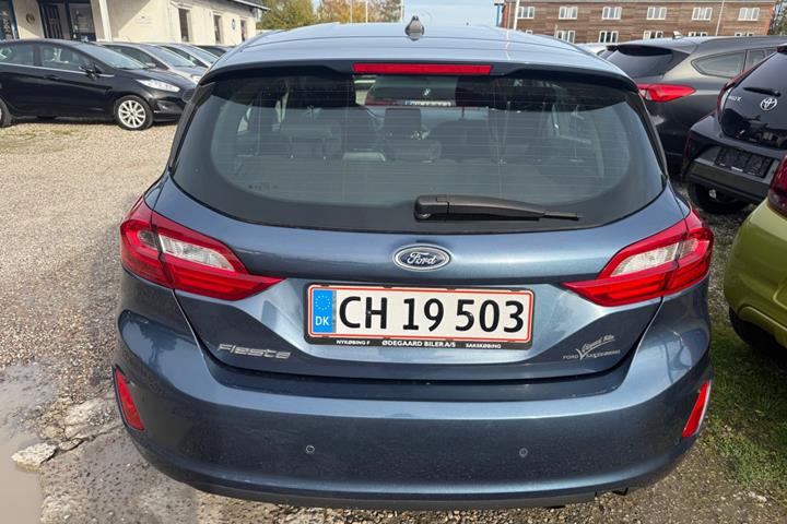 Grå Ford Fiesta fra 2019