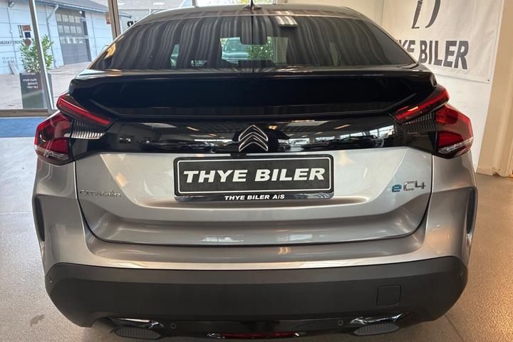 Grå Citroën ë-C4 fra 2023