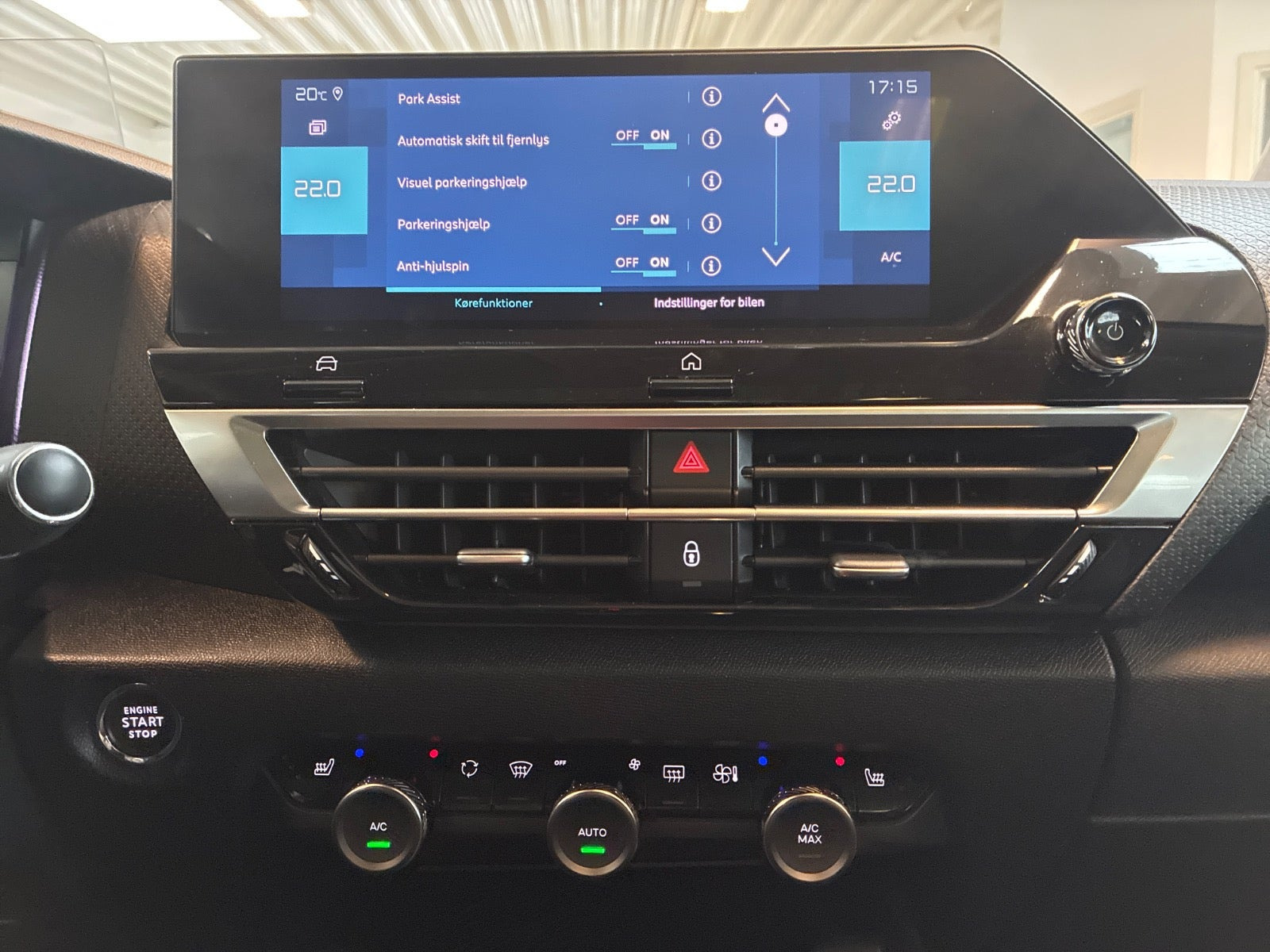 Grå Citroën ë-C4 fra 2023
