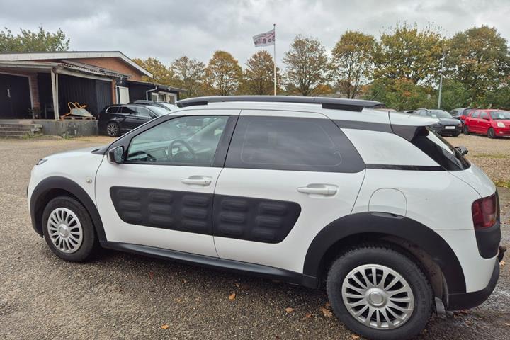 Grøn Citroën C4 Cactus fra 2016