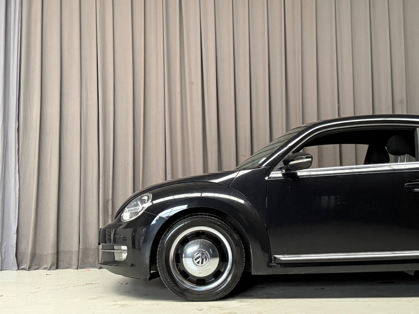 Sort VW The Beetle fra 2014