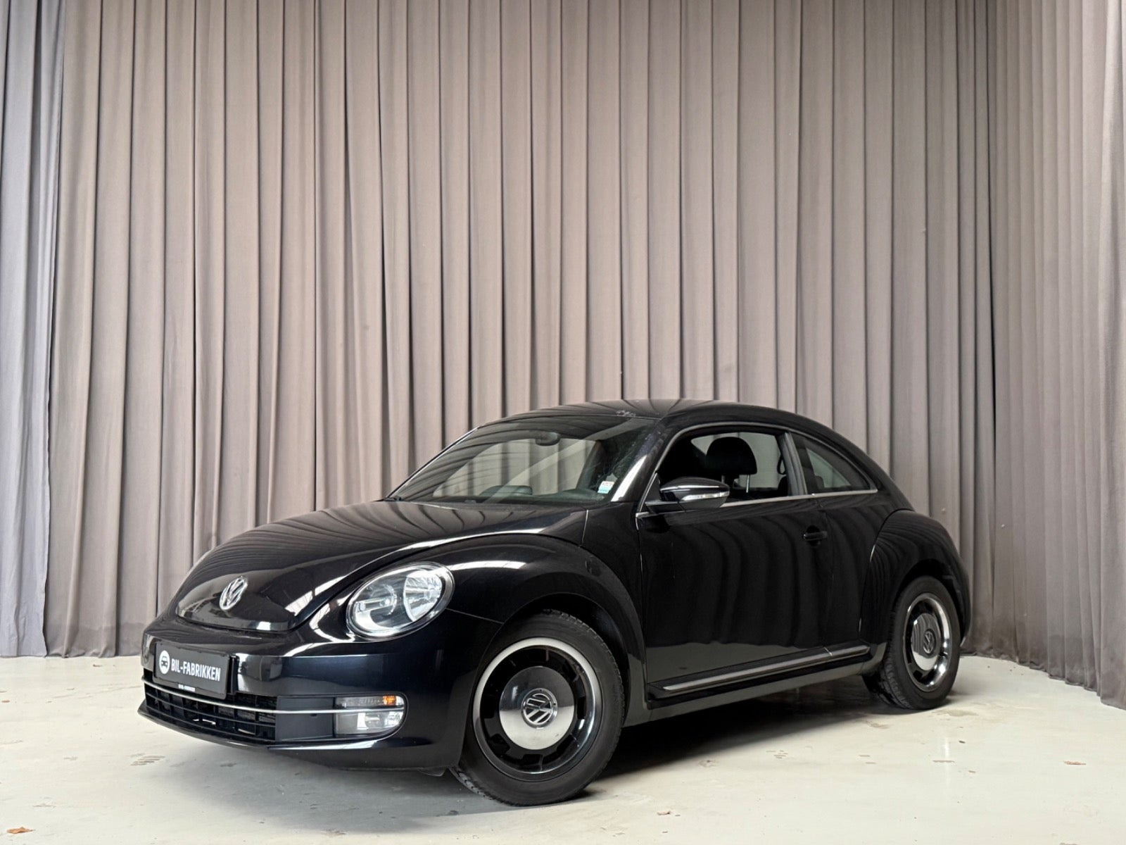 Sort VW The Beetle fra 2014