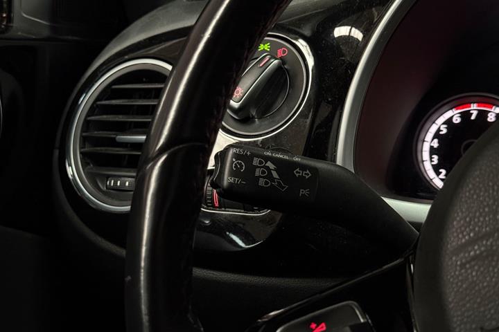 Sort VW The Beetle fra 2014