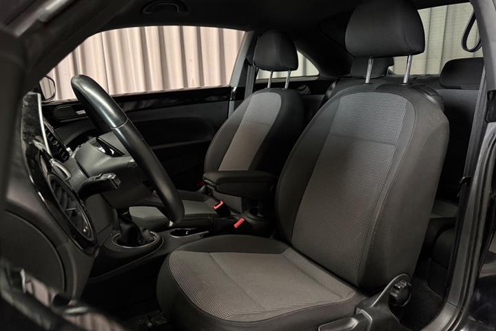 Sort VW The Beetle fra 2014