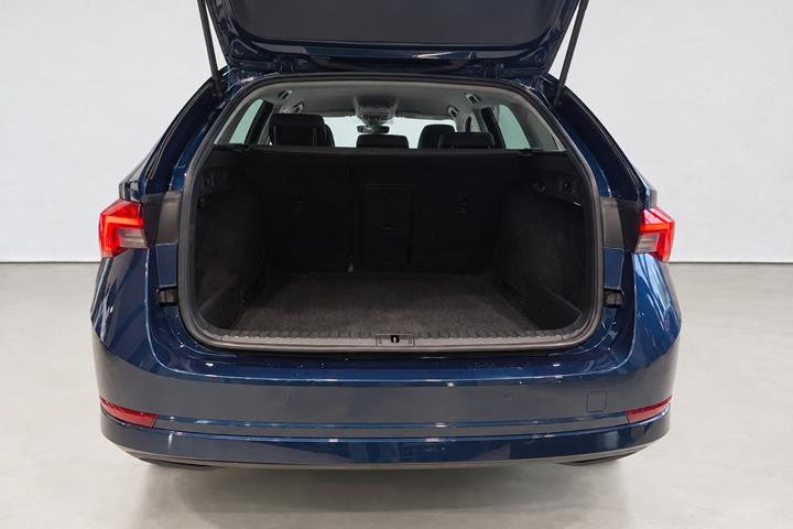 Blå Skoda Octavia fra 2021