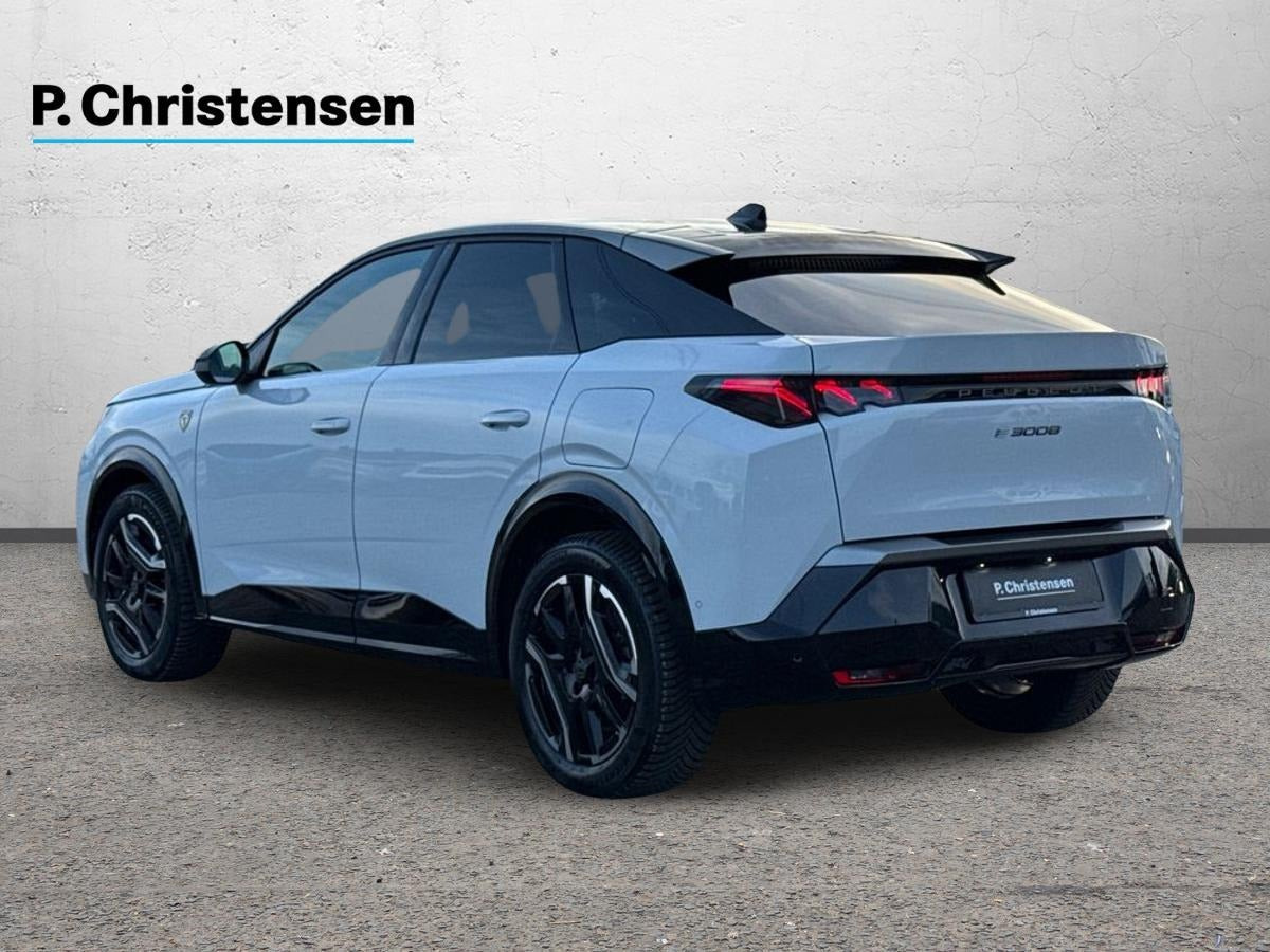 Hvid Peugeot e-3008 fra 2025