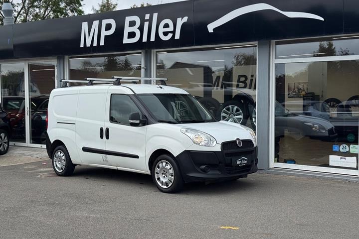Hvid Fiat Doblò Cargo fra 2010