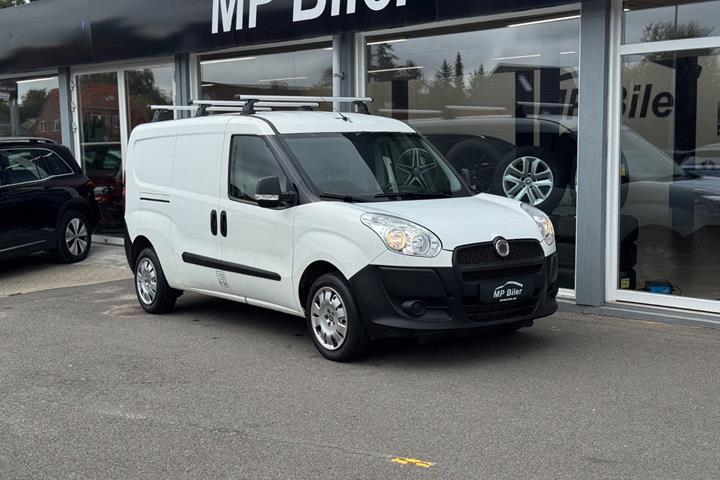 Hvid Fiat Doblò Cargo fra 2010
