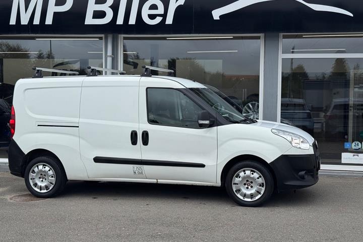 Hvid Fiat Doblò Cargo fra 2010