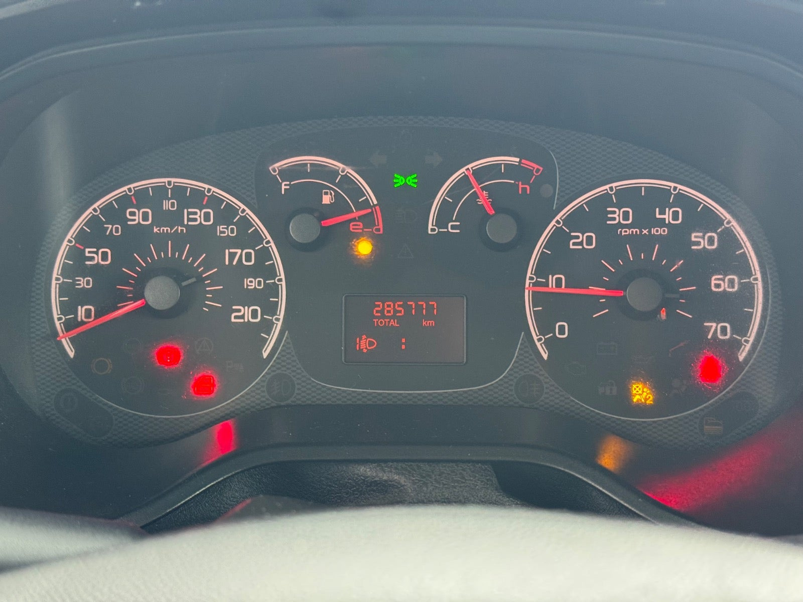 Hvid Fiat Doblò Cargo fra 2010