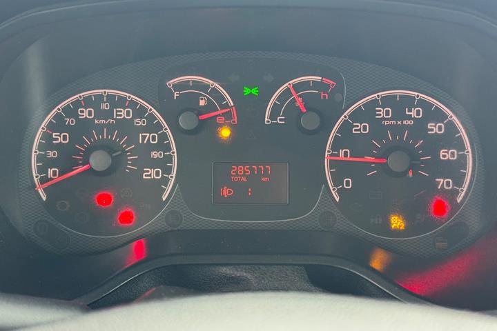 Hvid Fiat Doblò Cargo fra 2010