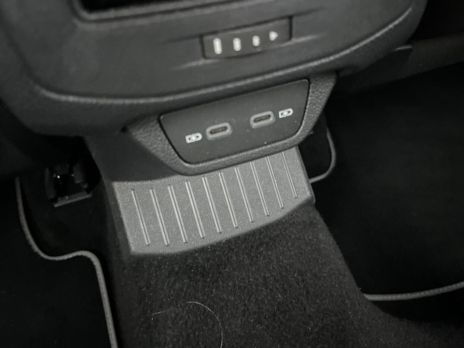 Sort VW T-Roc fra 2023