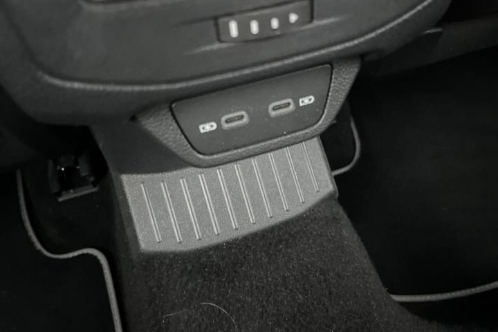 Sort VW T-Roc fra 2023