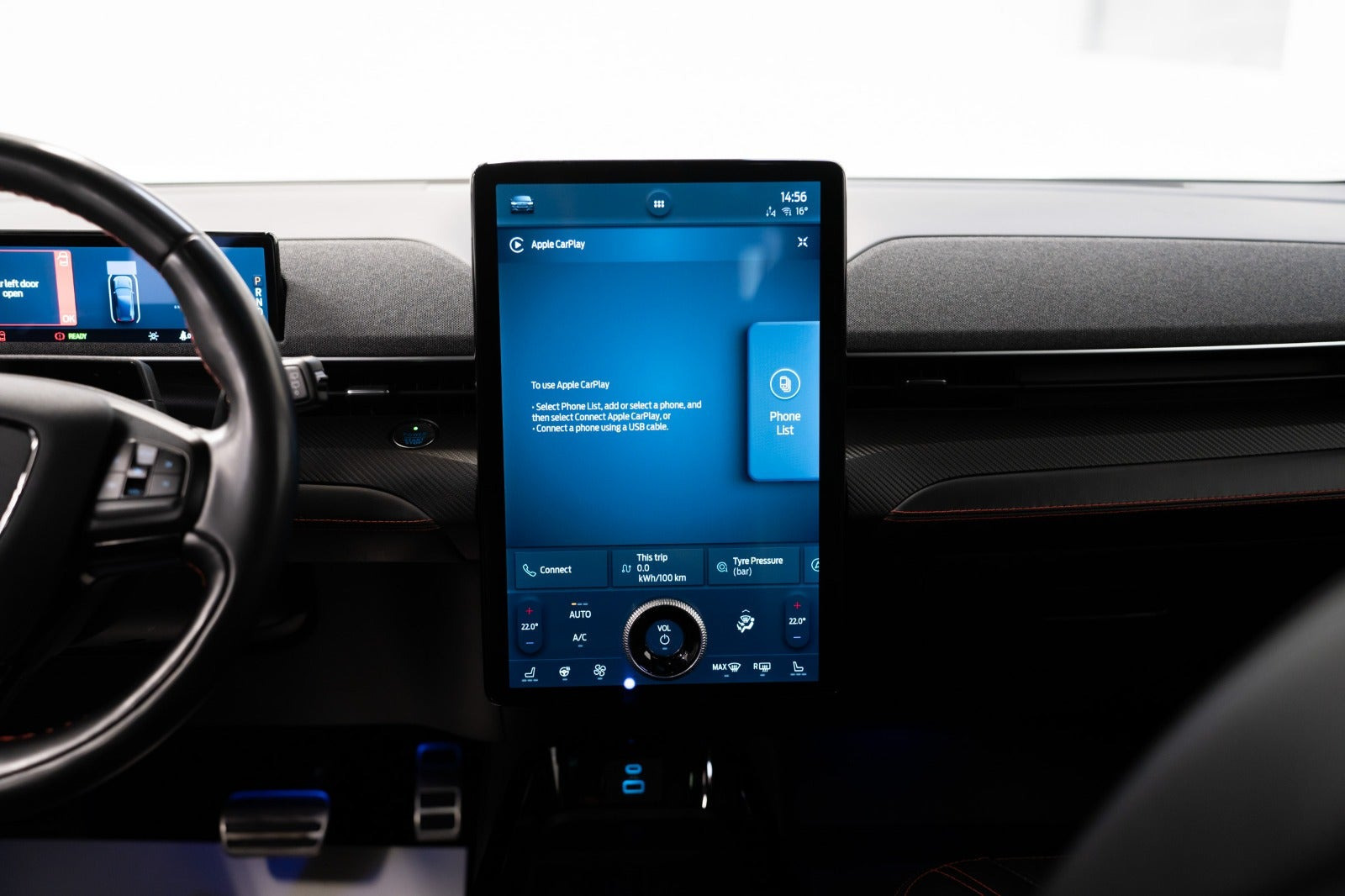undefined Ford Mustang Mach-E fra 2022