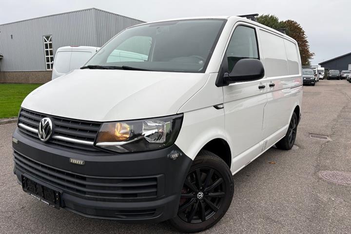 Hvid VW Transporter fra 2017
