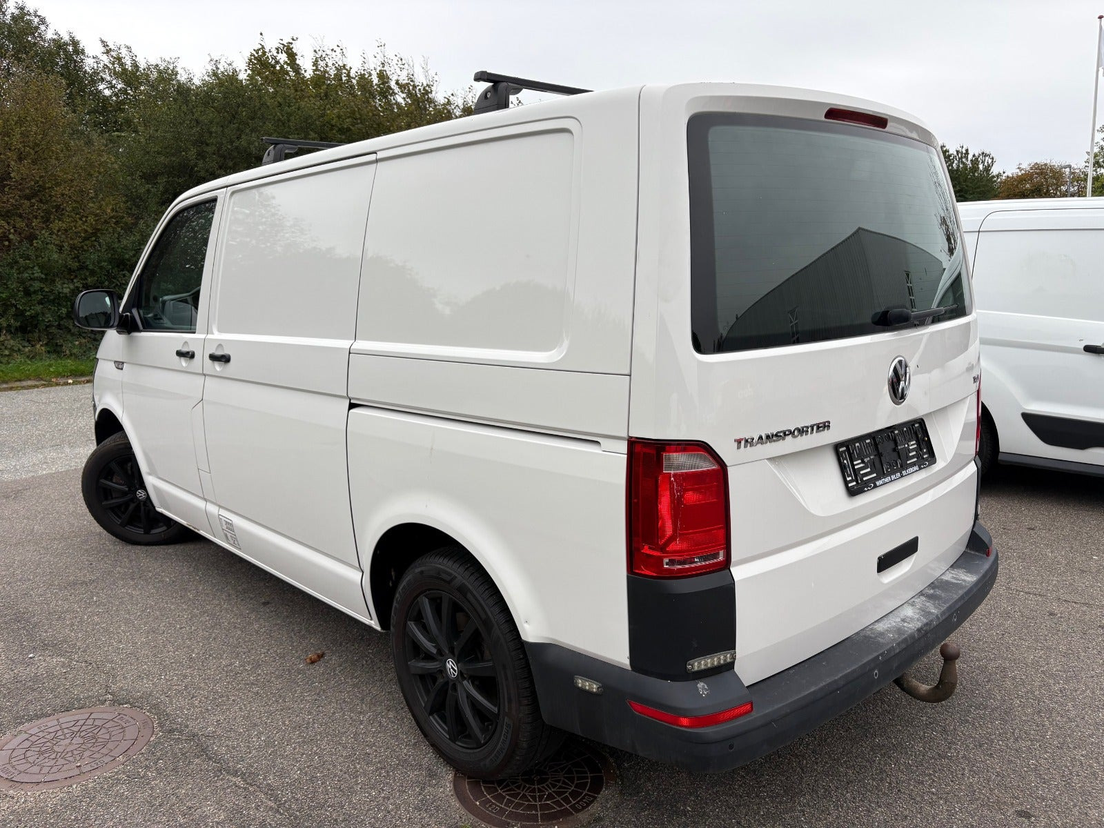 Hvid VW Transporter fra 2017