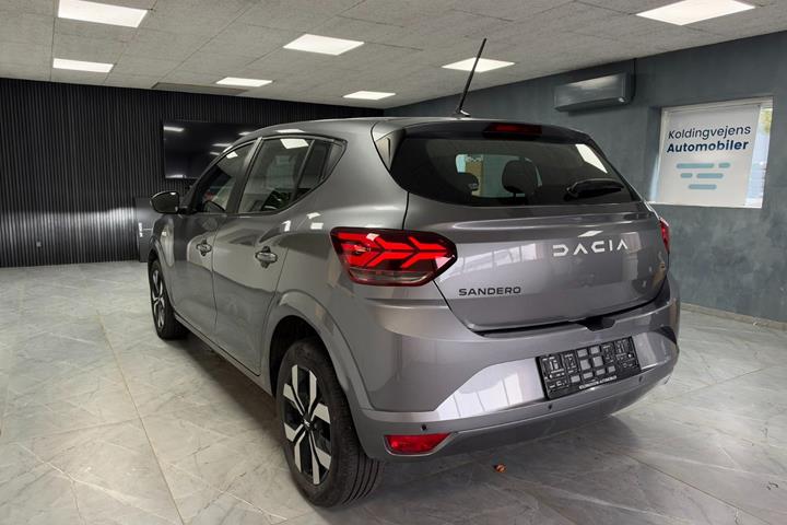 undefined Dacia Sandero fra 2024