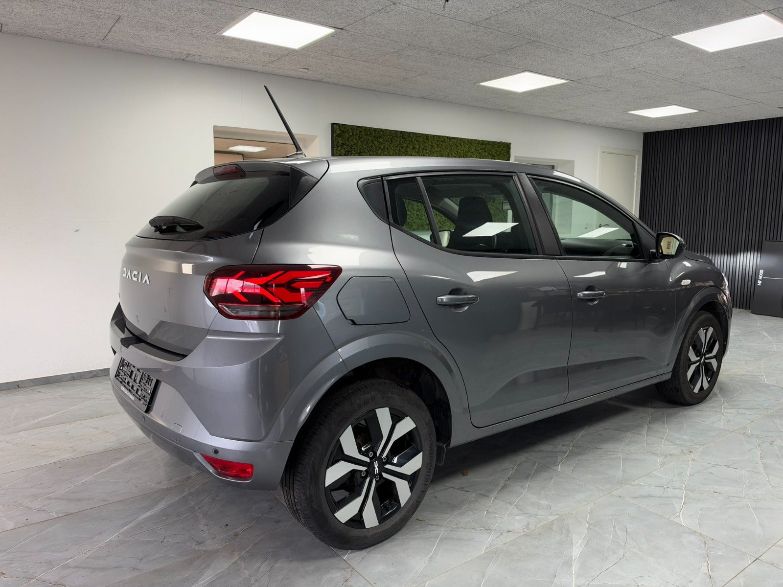 undefined Dacia Sandero fra 2024